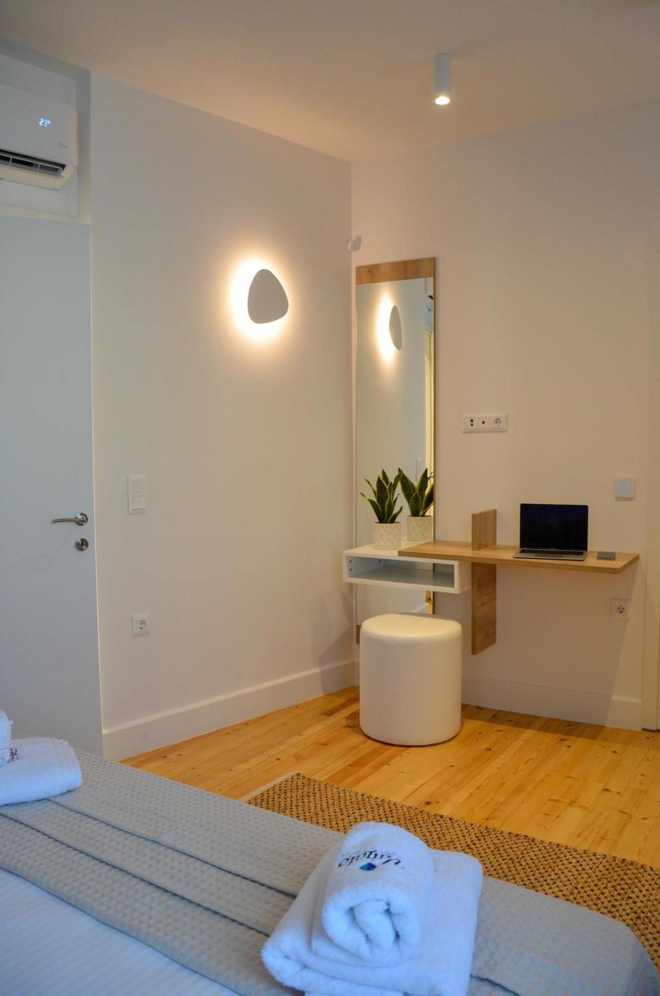 Vailato Swan White Suite Corfu  Exteriör bild