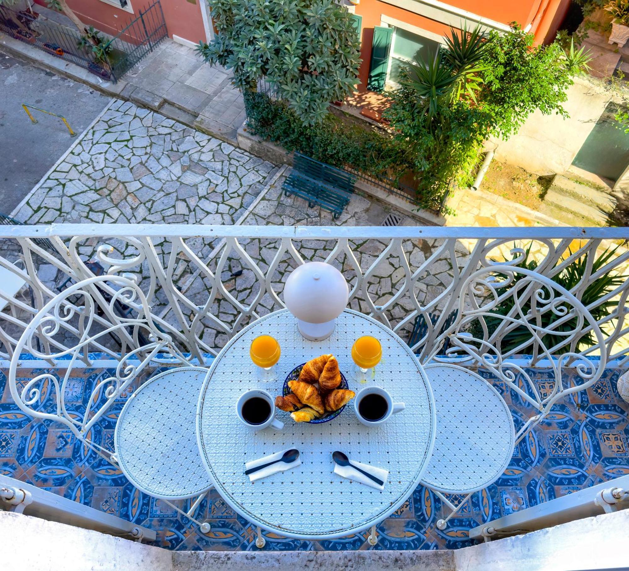 Vailato Swan White Suite Corfu  Exteriör bild