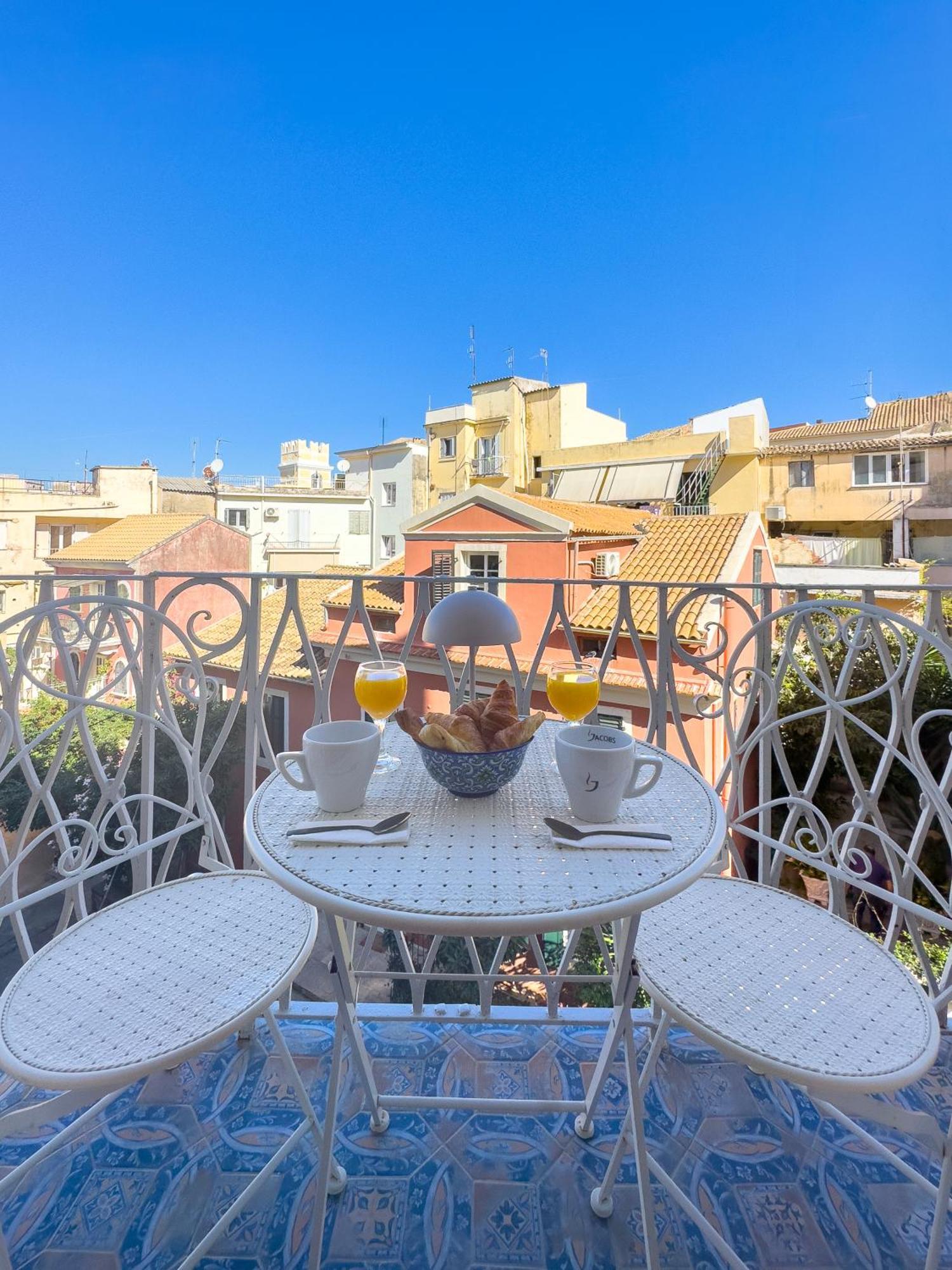 Vailato Swan White Suite Corfu  Exteriör bild